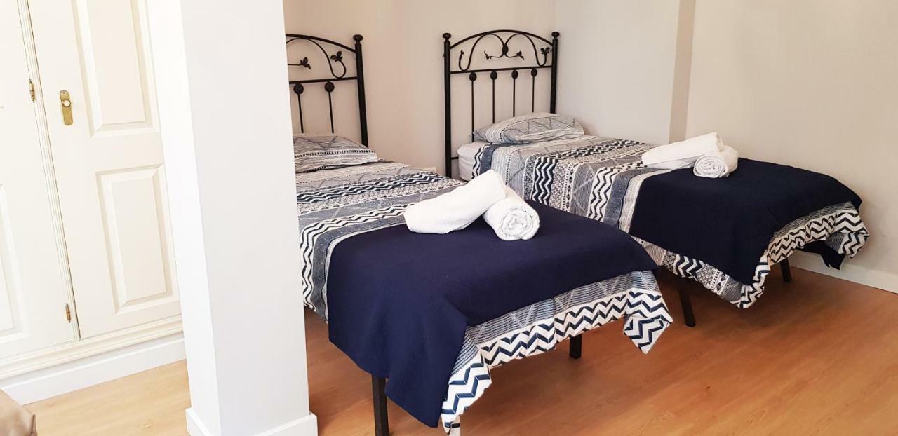 Apartamento Duplex Frente Al Mar Paseo Maritimo Torremolinos Apartment ภายนอก รูปภาพ